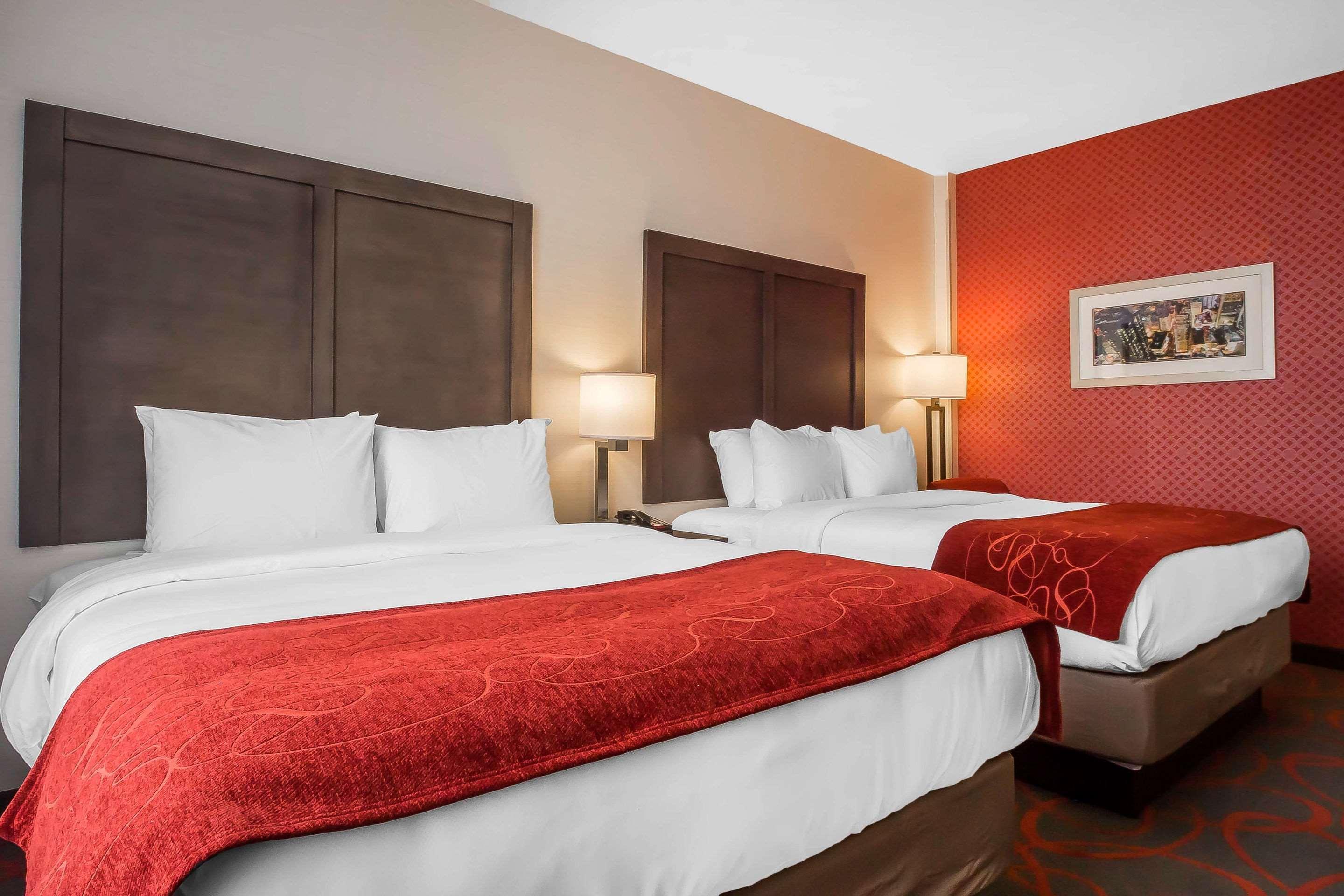 Comfort Inn & Suites Near Stadium New York Eksteriør billede