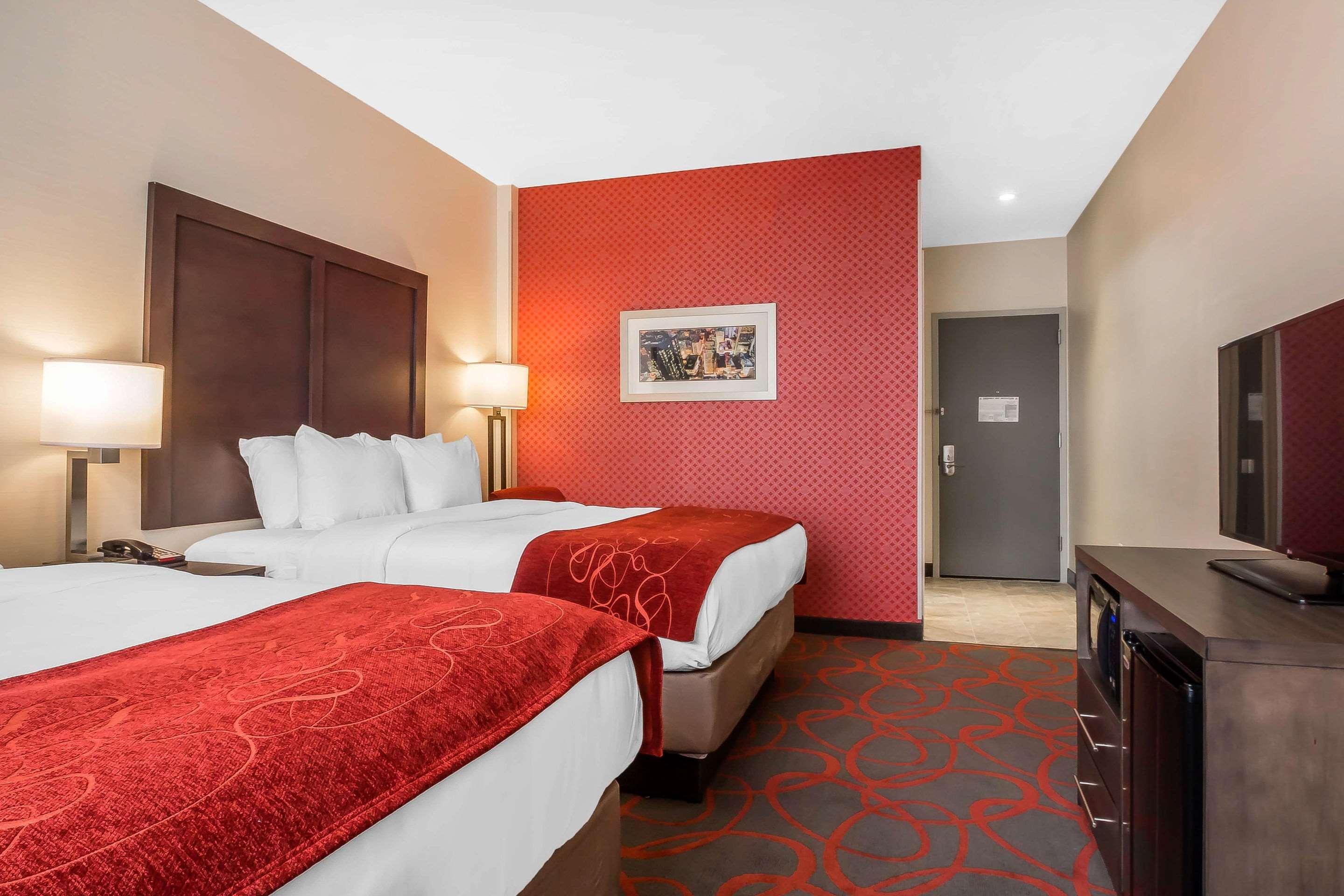 Comfort Inn & Suites Near Stadium New York Eksteriør billede