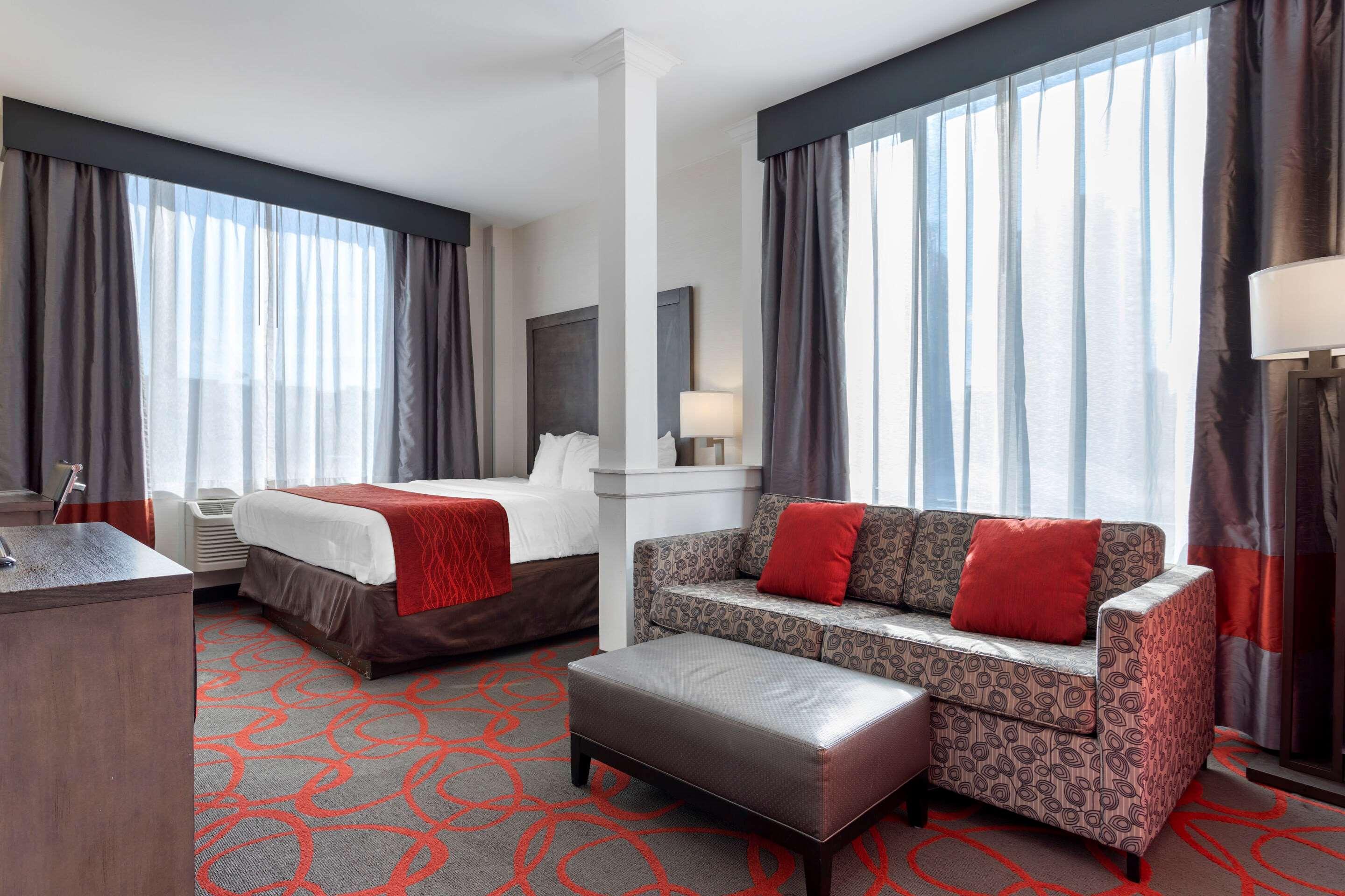 Comfort Inn & Suites Near Stadium New York Eksteriør billede