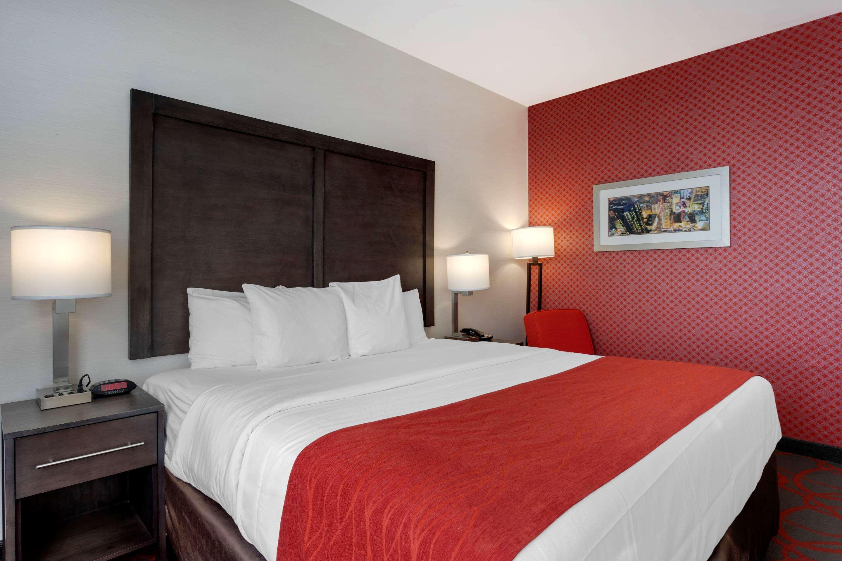 Comfort Inn & Suites Near Stadium New York Eksteriør billede
